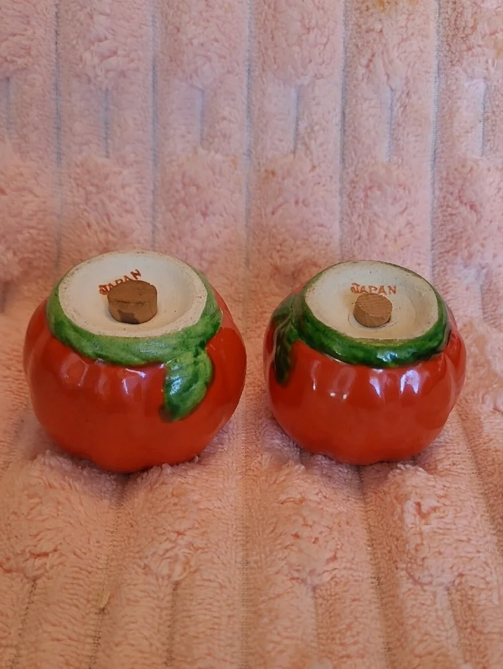 Vintage Ceramic Tomatoe Salt and Pepper Shakers - Red